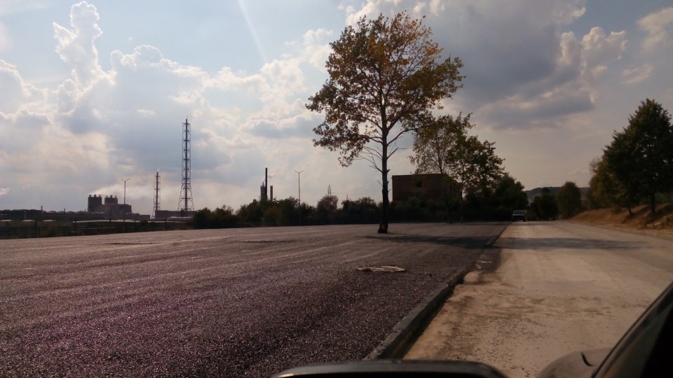 Паркинг за товарни автомобили Агрополихим АД